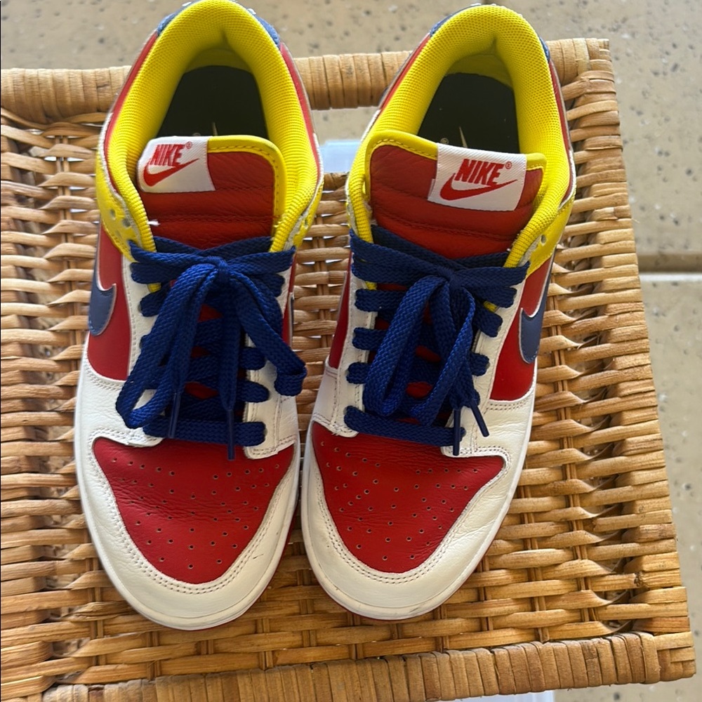 Nike Dunks Custom Women’s 8 Men’s 6